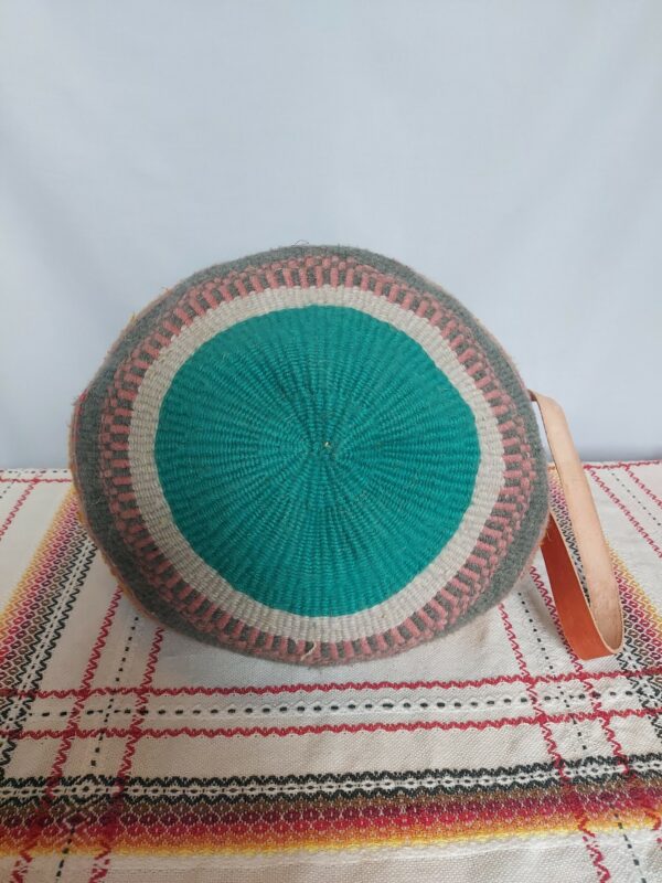 Woven wool bag with leather straps - Image 7