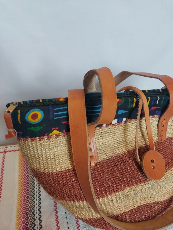 Sisal bag with leather straps - Image 4