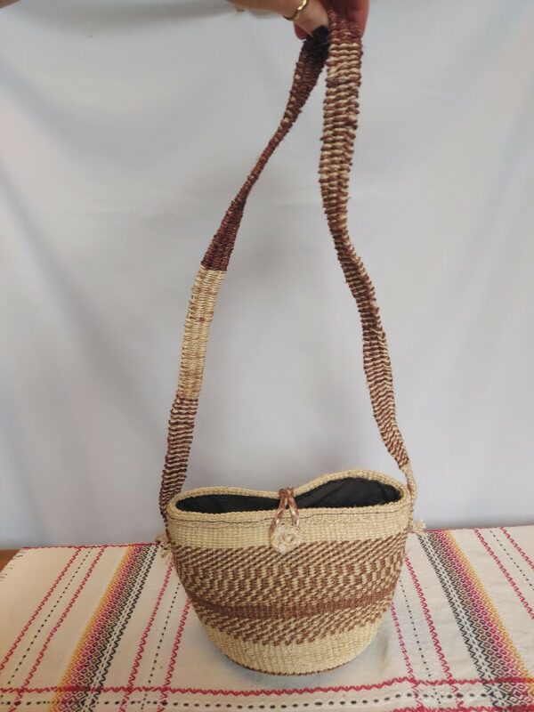 Sisal bag with sisal straps