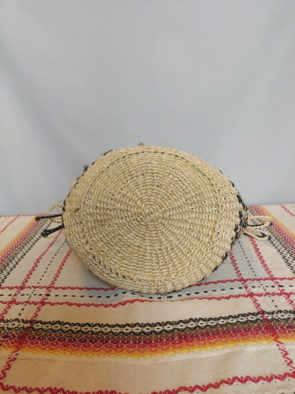 Sisal bag with sisal straps - Image 5