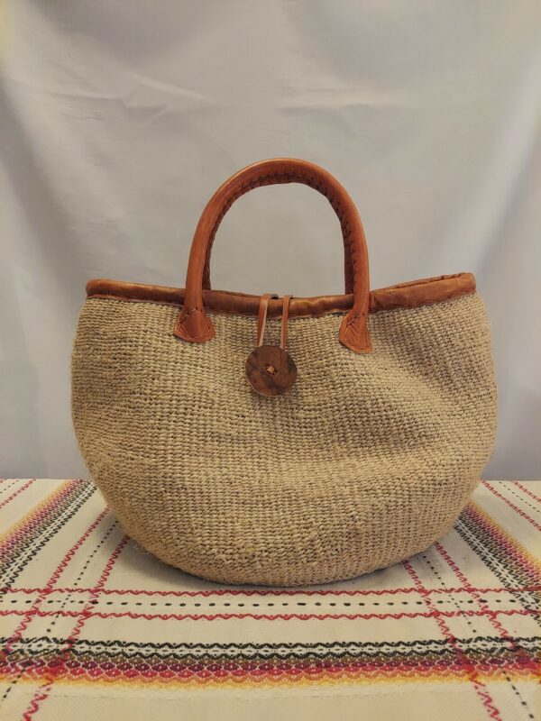 Sisal bag with leather straps