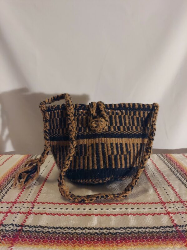 Woven wool bag with woven wool strap - Image 2